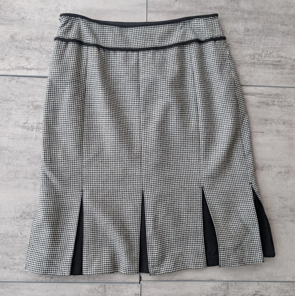 Carlisle White Black Houndstooth Wool Midi Skirt Women's Size 8 - Picture 5 of 7